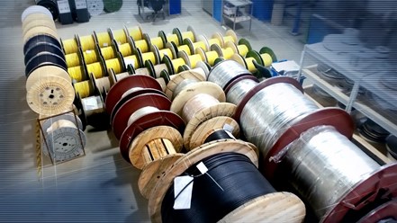 ЭКМ Холдинг