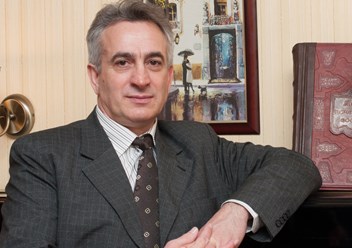 Адвокат Анатолий Старостенко