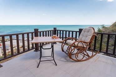 Гостевой дом Алушта Собственная терраса  номера Комфорт