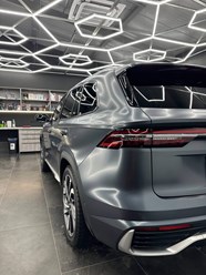 оклейка автомобиля защитной полиуретановой пленкой