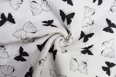 Новинка❗️
Муслин принт 
Цена 530 руб. за 1 метр 
Состав: 100% хлопок 
Ширина: 135см. 
Плотность: 130 г/метр. 
Превосходно драпируется, два слоя, материал муслин 2х слойный жатка легко впитывает влагу.