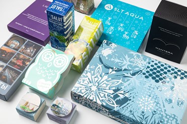 Коробки и коробочки самосборные, пеналы, дизайнерские с вырубкой, крышка/дно