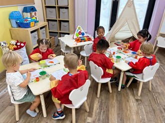 Фото компании  "Крошка гений" 36