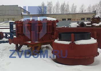 Конусная дробилка КМД-1750