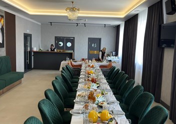 Фото компании  Leon Hotel 1