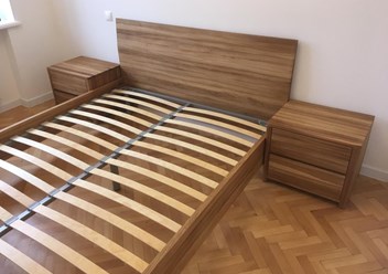 Кровать дубовая