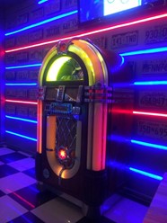 Фото компании  BAR B QUE HARLEY DAVIDSON, кафе-бар 8