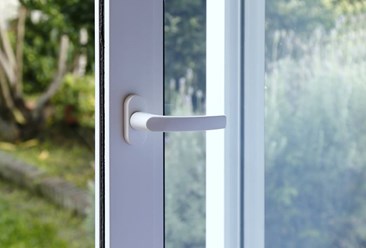 Фото компании  Продажа и ремонт окон 7