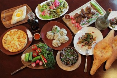 Фото компании  Хмели Сунели, ресторан счастливой грузинской кухни 76