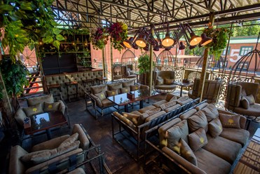 Фото компании  Барвиха Lounge Ликёрка 22