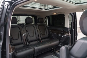 Фото компании  Трансфер в Казани S-class 7