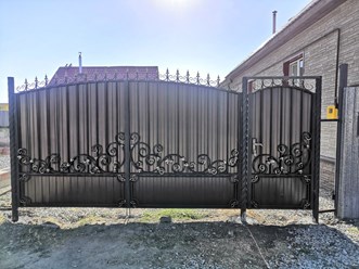 Кованые ворота "Солнечные" от 29900р
