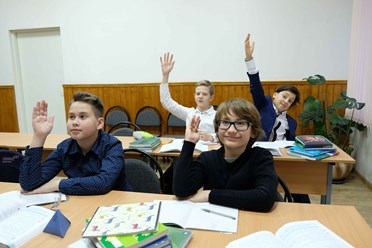 По экспертным оценкам службы лицензирования частная школа-детский сад ОБРАЗОВАНИЕ ПЛЮС...I отвечает требованиям, которые предъявлены ко всем образовательным учреждениям.