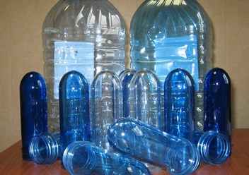 Бутыли для пищевых продуктов. Преформы ПЭТ. 64 гр. горловина Bericap 38. Для выдува ёмкостей 5 литров. Первичный ПЭТ. Сертифицировано.