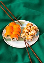 Фото компании  Ресторан паназиатской кухни «СушиВесла» 2