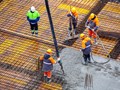 Доставка бетонной смеси БСТ бетононасосом АБН