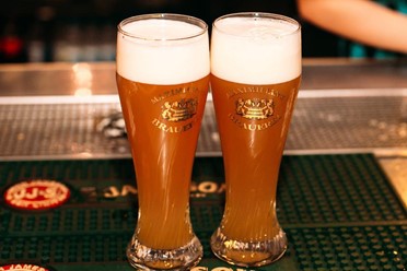 Фото компании  Максимилианс, баварский клубный ресторан-пивоварня 36