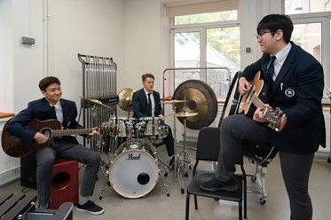 Фото компании  Brookes Saint Petersburg International IB School 11