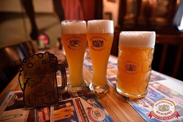 Фото компании  Максимилианс, баварский клубный ресторан-пивоварня 29