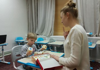Занятие с логопедом