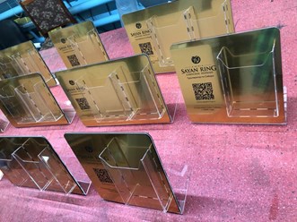 подставки под буклеты.