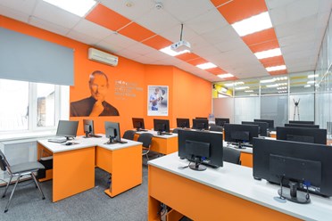 Фото компании  Компьютерная Академия ТОР 7