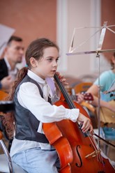 Обучение игре на музыкальных инструментах
