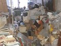 вывоз мусора из захламленной квартиры