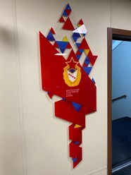 Табличка из акрила