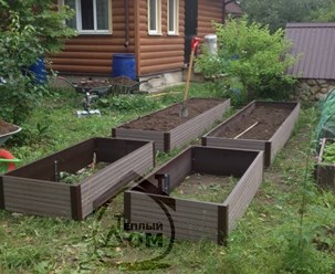 Грядки из ДПК