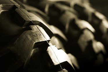 Шины 16.9-28 EKKA