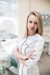 Врач стоматолог-терапевт, ортопед Мартыненко Виктория Владимировна