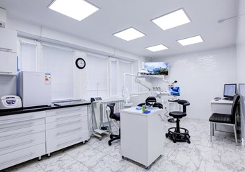 Фото компании  IMPLANT CLINIC 6