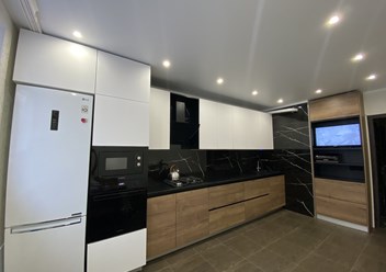 Угловая стильная кухня на заказ от Modus Style