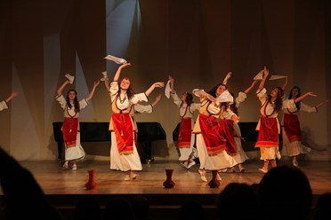 танец "Девки гуляют". Фестиваль-конкурс "Подмастерье" в Театре "У Никитских ворот"