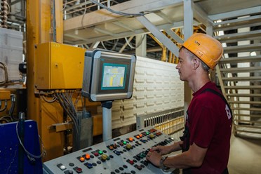 Фото компании  Завод стеновых материалов Поревит 6