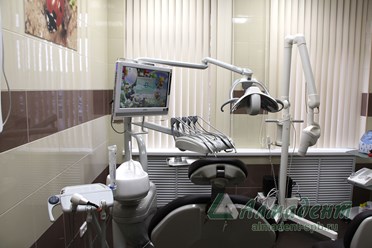 Фото компании ООО Стоматологическая клиника «Алмадент» 10