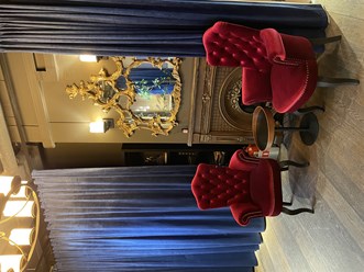 Холл 1-го этажа