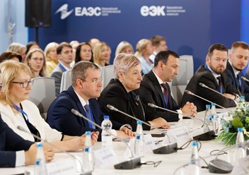 Аренда конференц-микрофона и конференц-системы Bosch DCN