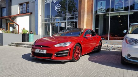 Аэродинамический обвес Platon для Tesla Model S