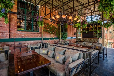 Фото компании  Барвиха Lounge Ликёрка 4