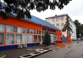 Вход