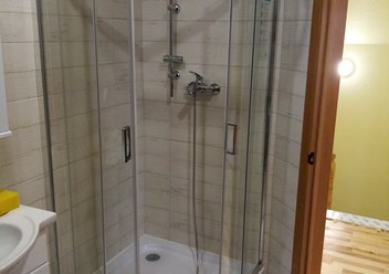 ванна плитка, дери, санфоянс монтаж