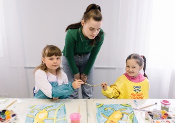 Фото компании ИП Детский развивающий центр "Буквоежка" 4