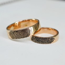 Обручальные кольца из золота 585 пробы. &quot;Отпечатки пальцев&quot;