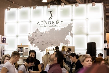 Фото компании  Международная школа красоты J Academy 28