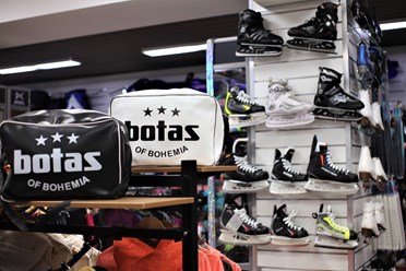 хороший выбор коньков чешской компании Botas в розничном спортивном магазине Sport Idea