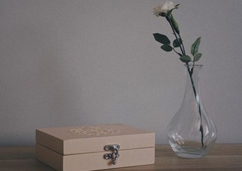 Женская шкатулка для ювелирных украшений