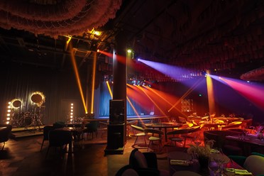 Основной зал