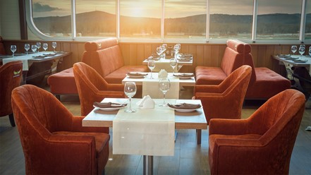 Фото компании  Авиатор, ресторан-гриль 12